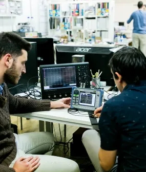 Convocatorias de préstamo de ordenador y de líneas de internet para seguimiento docente